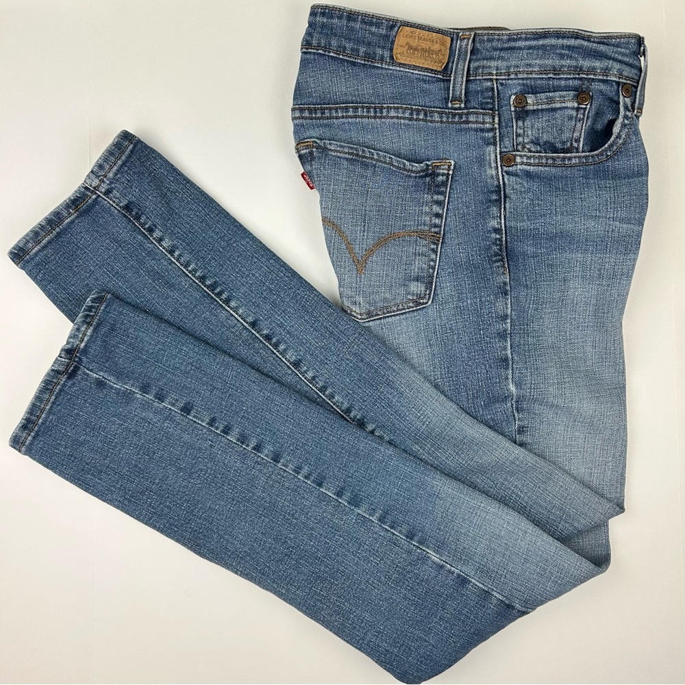 Levi’s Vintage The Original Mid Rise Jeans Comfy Essential Western Cowgirl